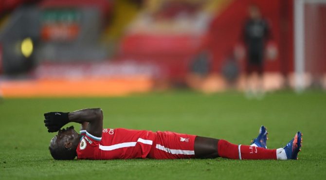 SIXIEME DEFAITE D’AFFILEE A DOMICILE POUR LIVERPOOL Sadio Mané et les Reds sombrent