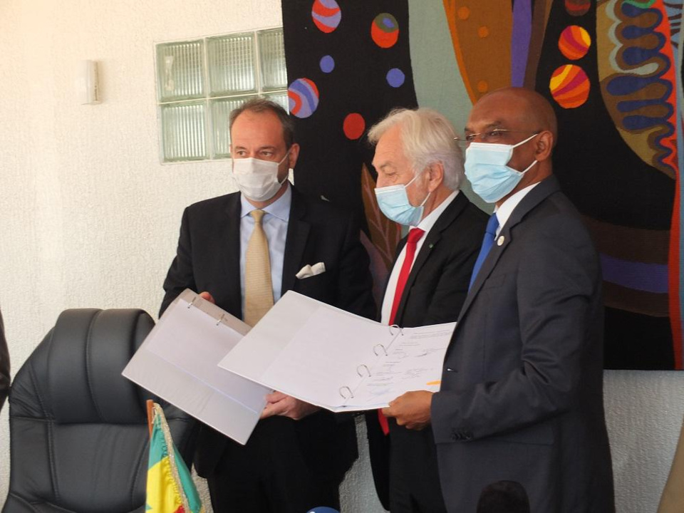 Renégociation du contrat de concession de l'autoroute à péage: l'Etat arrache 25% et dicte sa loi à SENAC Renégociation du contrat de concession de l'autoroute à péage: l'Etat arrache 25% et dicte sa loi à SENAC