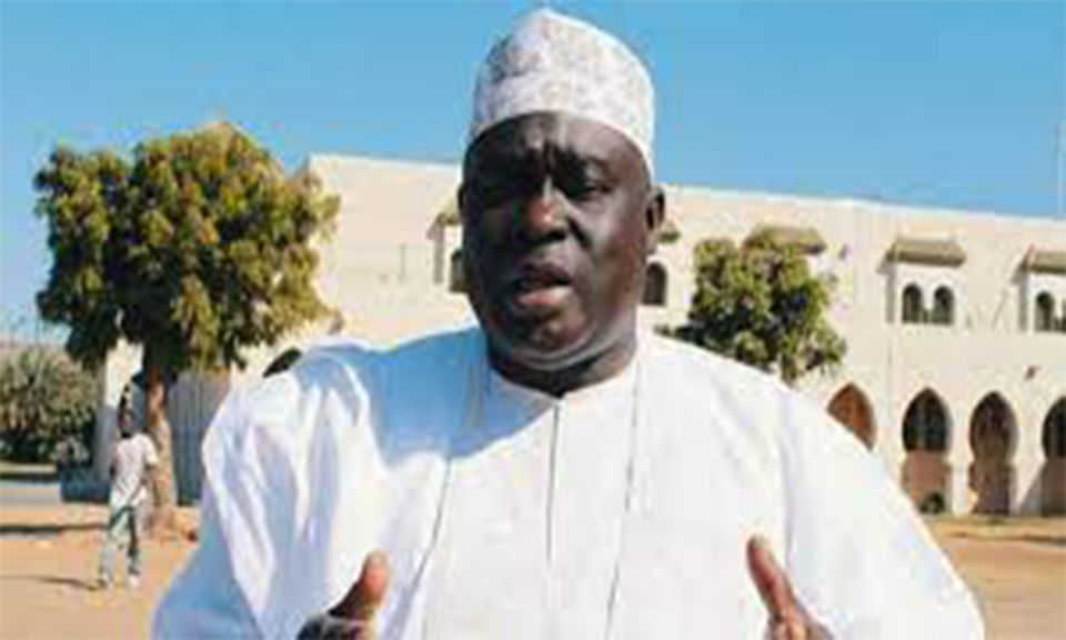 Commission d'observation du croissant: accusations et combats indignes d'imams Commission d'observation du croissant: accusations et combats indignes d'imams