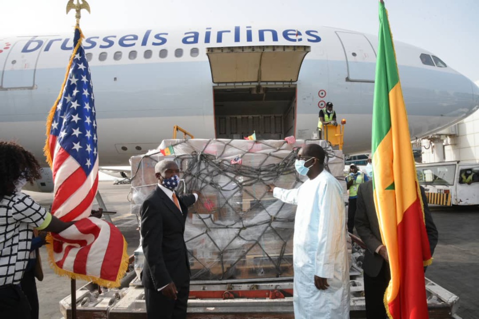 Vaccins Johnson & Johnson : 151 200 doses réceptionnées par Diouf Sarr Vaccins Johnson & Johnson : 151 200 doses réceptionnées par Diouf Sarr