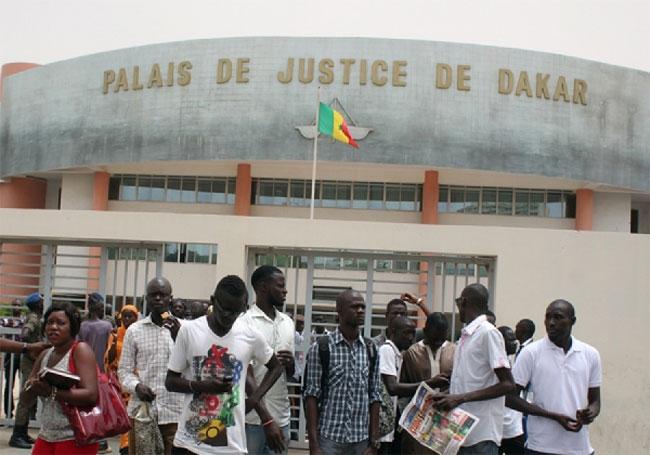 SORTIS DU CFJ DEPUIS LE 2 JANVIER 2018 ET TOUJOURS EN CHÔMAGE  Les huissiers de justice stagiaires saisissent encore une fois le ministre de la Justice