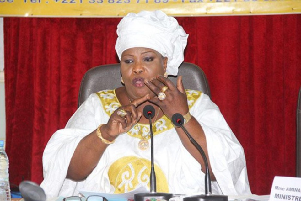 INVESTITURE ET DEPOT DE CAUTION AU PARTI SOCIALISTE POUR LES LOCALES DE 2022: Aminata Mbengue Ndiaye enfonce le PS dans Benno, mais ouvre une bréche INVESTITURE ET DEPOT DE CAUTION AU PARTI SOCIALISTE POUR LES LOCALES DE 2022: Aminata Mbengue Ndiaye enfonce le PS dans Benno, mais ouvre une bréche