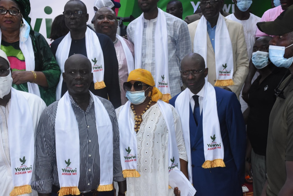 FACE AU REJET DE LEURS LISTES DANS BEAUCOUP DE COLLECTIVITES: Yewwi AskanWi reçoit ses avocats à 11h aujourd’hui et fait face à la presse à 13h FACE AU REJET DE LEURS LISTES DANS BEAUCOUP DE COLLECTIVITES: Yewwi AskanWi reçoit ses avocats à 11h aujourd’hui et fait face à la presse à 13h