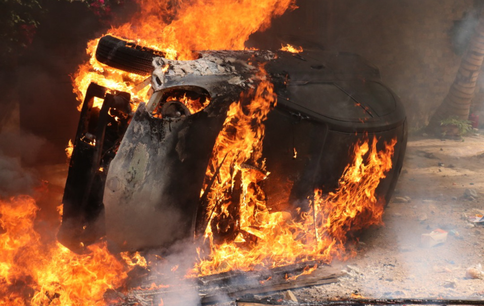 VIOLENT INCENDIE A WAKHINANE NIMZATT: Seize véhicules littéralement consumés par le feu VIOLENT INCENDIE A WAKHINANE NIMZATT: Seize véhicules littéralement consumés par le feu