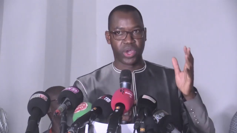 CIBLE DES ATTAQUES DE SES ADVERSAIRES, YANKHOBA DIATARA RÉPLIQUE ET PRÉVIENT : «Ils ont peur…nous allons récupérer notre ville…» CIBLE DES ATTAQUES DE SES ADVERSAIRES, YANKHOBA DIATARA RÉPLIQUE ET PRÉVIENT : «Ils ont peur…nous allons récupérer notre ville…»