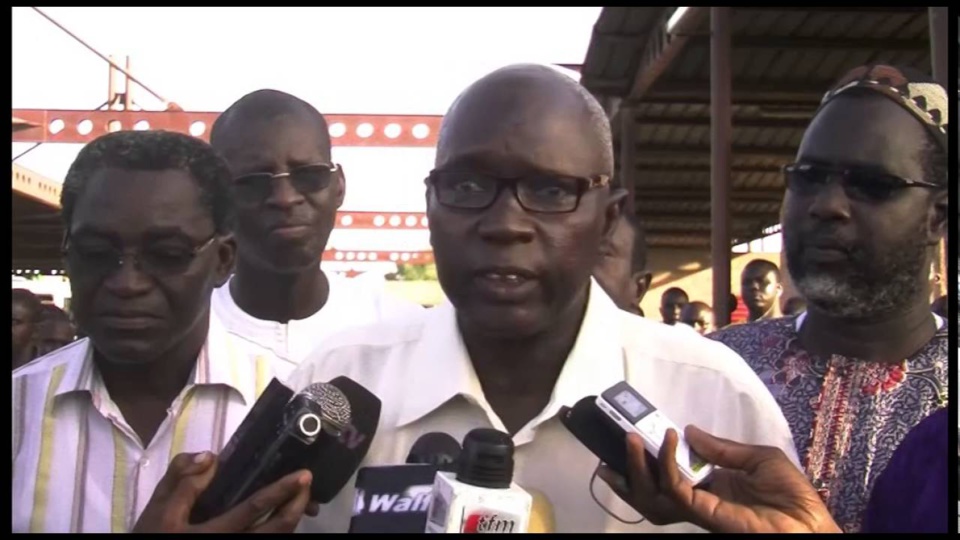 GRÈVE DANS LE SECTEUR DU TRANSPORT: Le mot d’ordre de Gora Khouma et Cie largement suivi GRÈVE DANS LE SECTEUR DU TRANSPORT: Le mot d’ordre de Gora Khouma et Cie largement suivi