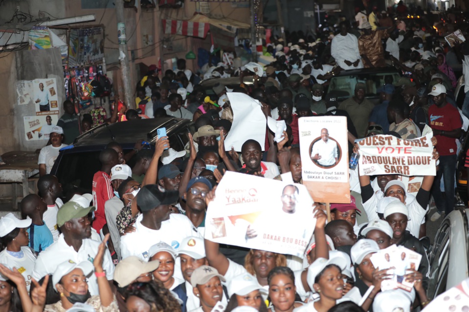 ABDOULAYE DIOUF SARR «Pour certains,Dakar sera juste une machette, un bazooka ou un pistolet entre leurs mains…» ABDOULAYE DIOUF SARR «Pour certains,Dakar sera juste une machette, un bazooka ou un pistolet entre leurs mains…»