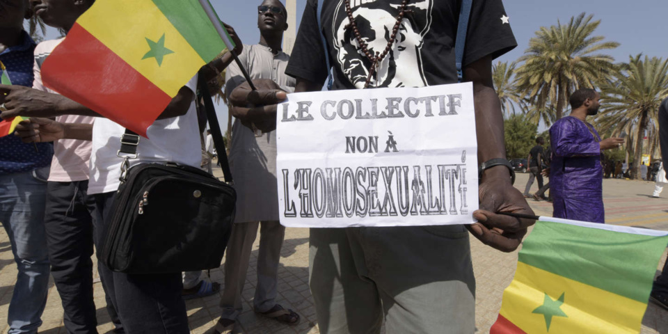 DEPENALISATION DE L’HOMOSEXUALITE: Macky Sall voue aux gémonies les membres du collectif And Samm Jikko Yi et réitère son engagement contre la dépénalisation de l'homosexualité DEPENALISATION DE L’HOMOSEXUALITE: Macky Sall voue aux gémonies les membres du collectif And Samm Jikko Yi et réitère son engagement contre la dépénalisation de l'homosexualité