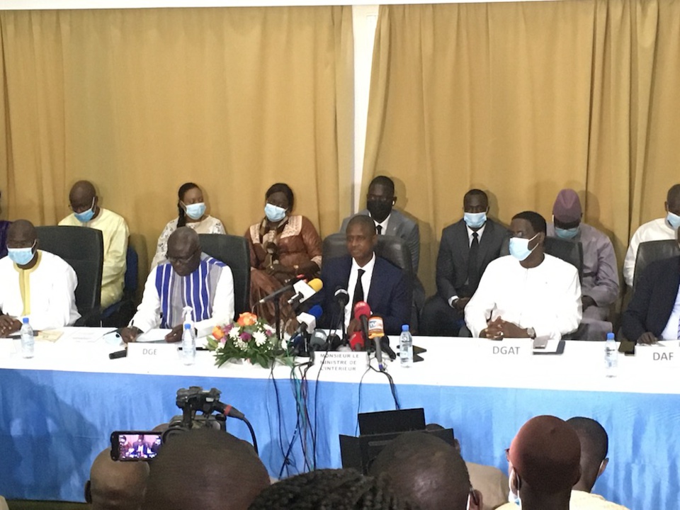FIXATION DU MONTANT DE LA CAUTION POUR LES LEGISLATIVES :Les propositions varient entre 5 et 15 millions, Antoine Diome pour arbitrer FIXATION DU MONTANT DE LA CAUTION POUR LES LEGISLATIVES :Les propositions varient entre 5 et 15 millions, Antoine Diome pour arbitrer