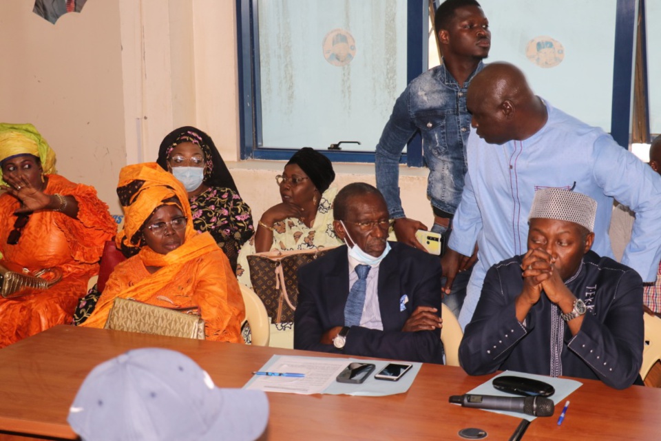 Wallu veut une coalition avec Yewwi Wallu veut une coalition avec Yewwi