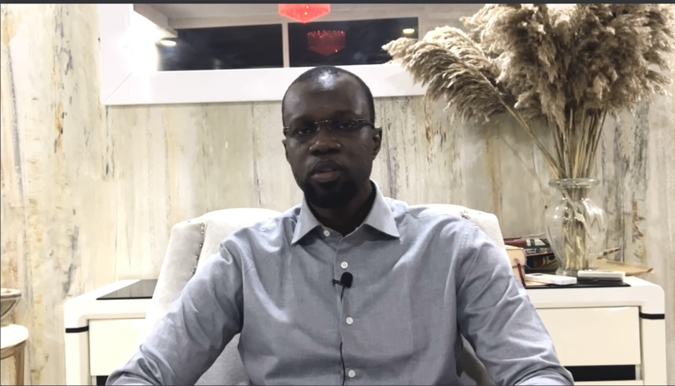 INTERDIT DE SORTIE DE CHEZ LUI POUR PARTICIPER À LA MOBILISATION DE YEWWI ASKAN WI :Ousmane Sonko accuse le président de la République et le général de la gendarmerie d’assassins et de vouloir créer les prémices de la rébellion en Casamance INTERDIT DE SORTIE DE CHEZ LUI POUR PARTICIPER À LA MOBILISATION DE YEWWI ASKAN WI :Ousmane Sonko accuse le président de la République et le général de la gendarmerie d’assassins et de vouloir créer les prémices de la rébellion en Casamance