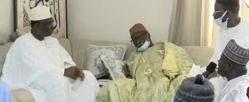 SERIGNE BABACAR SY MANSOUR LOUE LES QUALITÉS DE MACKY SALL ET CONSEILLE : «Quand vous suivez les gens, ils vous entrainent dans le chemin qu’ils veulent alors qu’eux ne vont nulle part» SERIGNE BABACAR SY MANSOUR LOUE LES QUALITÉS DE MACKY SALL ET CONSEILLE : «Quand vous suivez les gens, ils vous entrainent dans le chemin qu’ils veulent alors qu’eux ne vont nulle part»