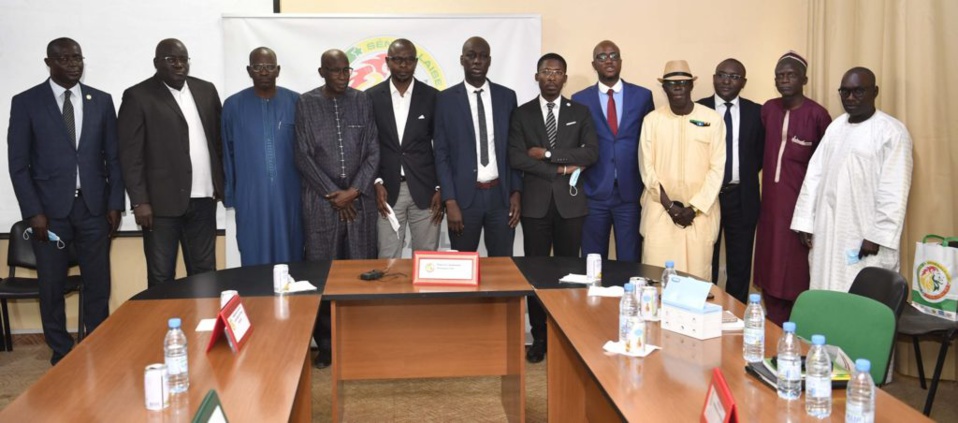 ASSEMBLÉE GÉNÉRALE ORDINAIRE FSF, PRÉPARATION MONDIAL, REPRESENTANTS SENEGALAIS EN COMPÉTITIONS INTERCLUBS: Augustin Senghor fait le point ASSEMBLÉE GÉNÉRALE ORDINAIRE FSF, PRÉPARATION MONDIAL, REPRESENTANTS SENEGALAIS EN COMPÉTITIONS INTERCLUBS: Augustin Senghor fait le point