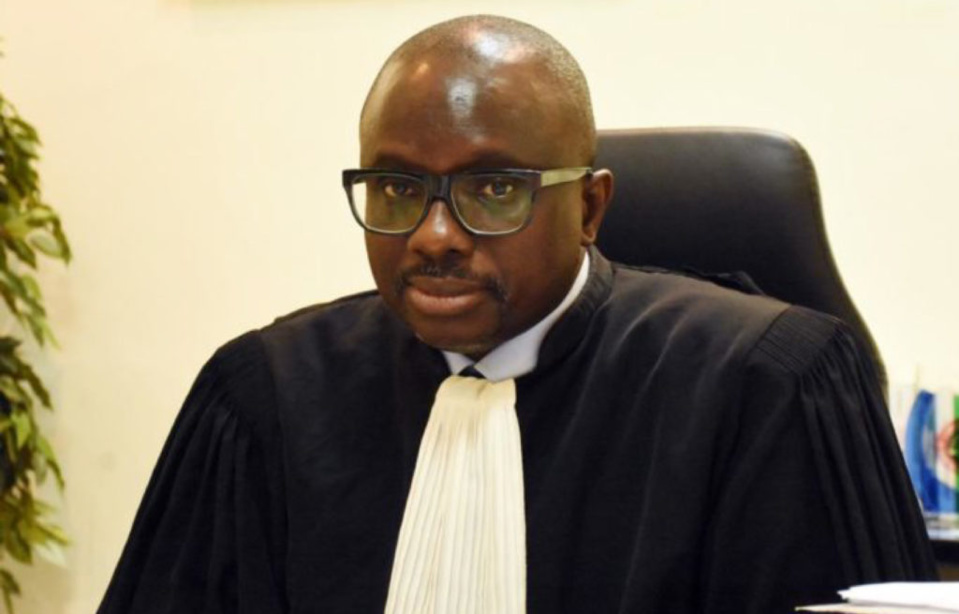 ME PAPE MAMADOU SECK, NOUVEAU BÂTONNIER DE L'ORDRE DES AVOCATS LORS DE SA PASSATION DE CHARGE ME PAPE MAMADOU SECK, NOUVEAU BÂTONNIER DE L'ORDRE DES AVOCATS LORS DE SA PASSATION DE CHARGE