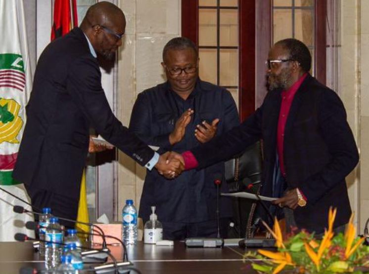 UN PAS DE GÉANT POUR LE RETOUR DÉFINITIF DE LA PAIX EN CASAMANCE :Le Sénégal et le Front sud du Mfdc dirigé par César Atoute Badiate signent un accord de paix et de dépôt des armes à Bissau