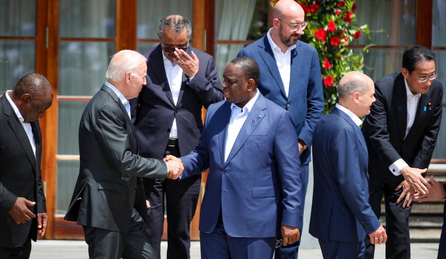 RÉVÉLATIONS SUR LA RENCONTRE ENTRE JOE BIDEN ET MACKY SALL AU SOMMET DU G7 :Les entretiens entre les deux dirigeants portaient sur l'insécurité alimentaire et la production de vaccins contre le Covid-19
