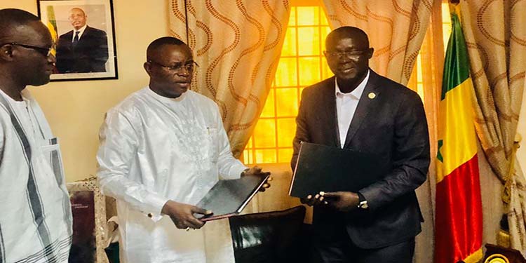 MATAR BA MET LA PRESSION A AUGUSTIN SENGHOR: «La première nation africaine, 18e mondiale, n'a pas de choix que d'aller jusqu'au bout de la compétition»