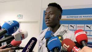OM : PAPE GUEYE ESPERE RETROUVER BAMBA DIENG BIENTOT SUR LA PELOUSE :  «Il est solide… et très important pour le collectif»