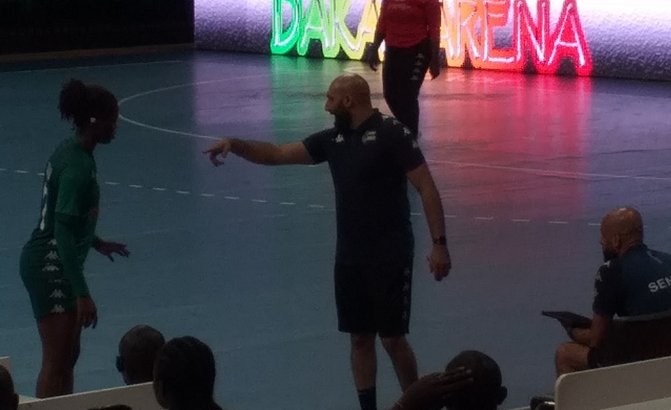 CAN A DOMICILE, LES OBJECTIFS DU SENEGAL, SON EFFECTIF :Le sélectionneur des Lionnes du handball, Yacine Messaoudi, affiche ses ambitions CAN A DOMICILE, LES OBJECTIFS DU SENEGAL, SON EFFECTIF :Le sélectionneur des Lionnes du handball, Yacine Messaoudi, affiche ses ambitions
