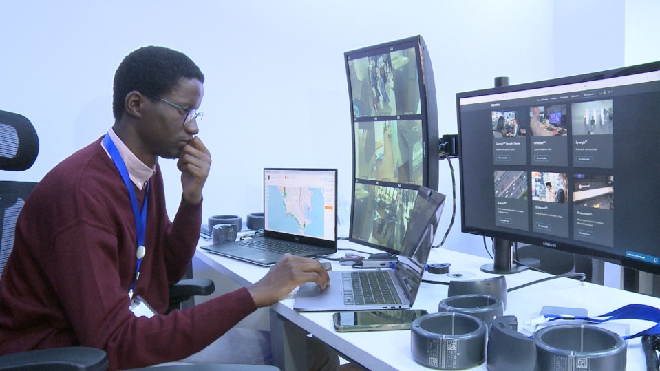 CENTRE DE SURVEILLANCE : 1000 bracelets électroniques en circulation pour faire face à la surpopulation carcérale CENTRE DE SURVEILLANCE : 1000 bracelets électroniques en circulation pour faire face à la surpopulation carcérale