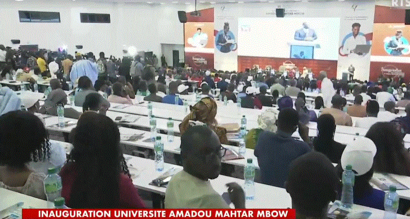INAUGURATION DE L’UNIVERSITE AMADOU MAHTAR MBOW: Macky Sall réceptionne un établissement universitaire futuriste, invite les étudiants au travail et donne le parrain en exemple