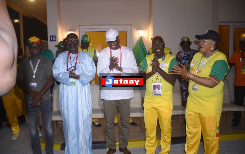 Yankhoba Diatara aux lions : “Nous rugirons pour vous surchauffer et vous pousser à vous surpasser afin de vaincre l'adversaire” Yankhoba Diatara aux lions : “Nous rugirons pour vous surchauffer et vous pousser à vous surpasser afin de vaincre l'adversaire”