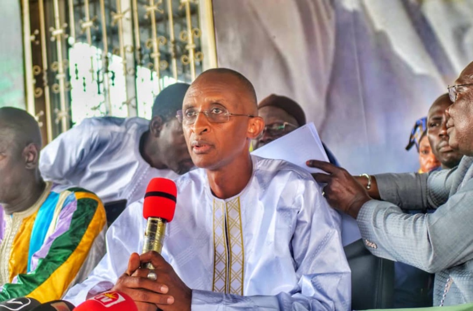 ASSEMBLEE GENERALE D’INVESTITURE A KAFFRINE: Abdoulaye Saydou Sow installe ses comités électoraux et investit Macky Sall pour 2024 et charge Barthélémy Dias ASSEMBLEE GENERALE D’INVESTITURE A KAFFRINE: Abdoulaye Saydou Sow installe ses comités électoraux et investit Macky Sall pour 2024 et charge Barthélémy Dias