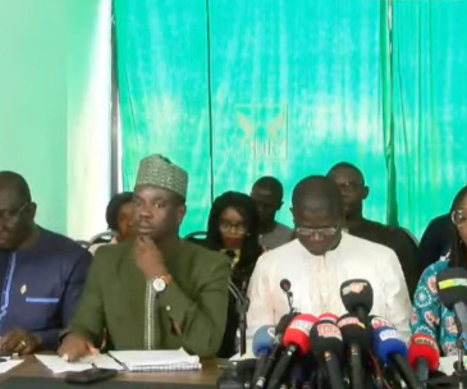 POURSUITES CONTRE DES AUTORITÉS CITÉES DANS LE RAPPORT DE LA COUR DES COMPTES :Les dix ministres que Yewwi veut voir devant la Haute Cour de justice POURSUITES CONTRE DES AUTORITÉS CITÉES DANS LE RAPPORT DE LA COUR DES COMPTES :Les dix ministres que Yewwi veut voir devant la Haute Cour de justice