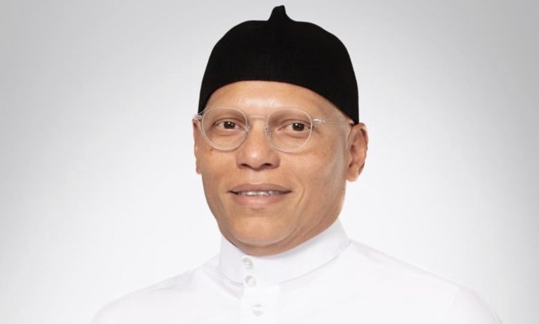 ÉLECTIONS PRESIDENTIELLE 2024 :Karim Wade prépare sa logistique en envoyant une vingtaine de véhicules depuis Doha