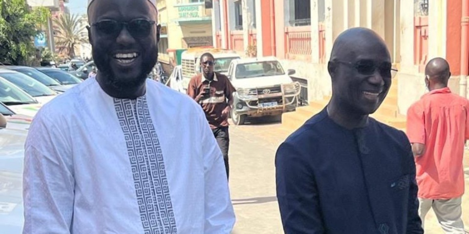 DIFFUSION DE FAUSSES NOUVELLES DE NATURE A JETER LE DISCREDIT SUR LES INSTITUTIONS: El Malick Ndiaye dit n’avoir jamais accusé la police d’avoir aspergé une substance à Sonko pour attenter à sa vie DIFFUSION DE FAUSSES NOUVELLES DE NATURE A JETER LE DISCREDIT SUR LES INSTITUTIONS: El Malick Ndiaye dit n’avoir jamais accusé la police d’avoir aspergé une substance à Sonko pour attenter à sa vie