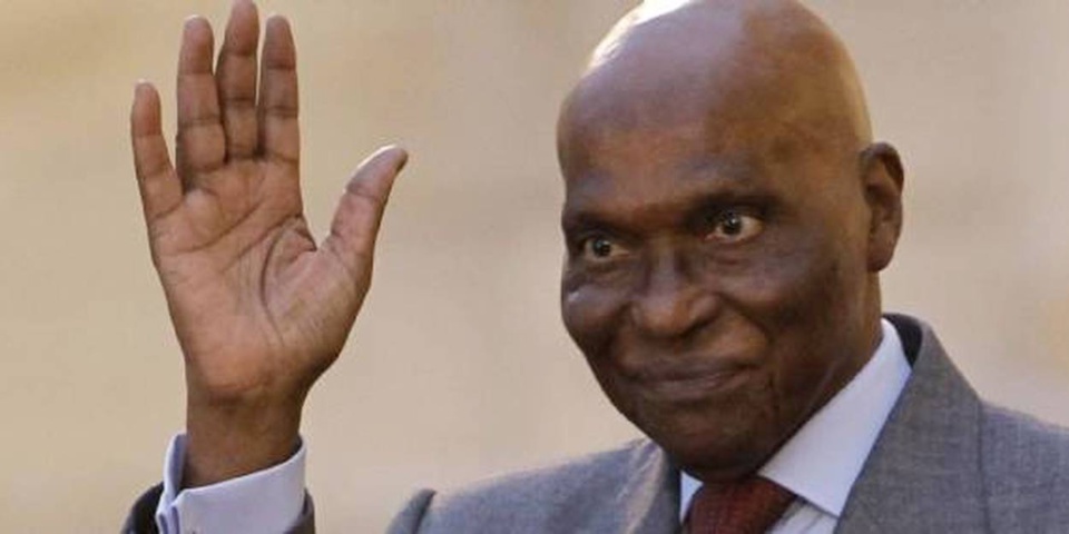 ABDOULAYE WADE EGRATIGNE LES PARTIS DE L’OPPOSITION :«Il y a certes beaucoup de partis dans l’opposition, mais aucun d’eux ne peut se targuer d’être comme le Pds» ABDOULAYE WADE EGRATIGNE LES PARTIS DE L’OPPOSITION :«Il y a certes beaucoup de partis dans l’opposition, mais aucun d’eux ne peut se targuer d’être comme le Pds»