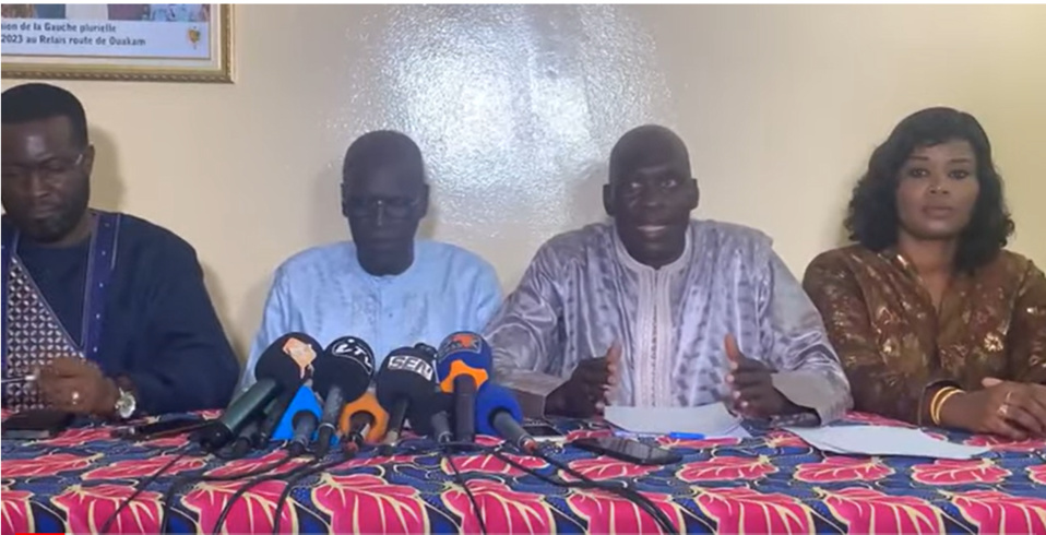 APPEL AU DIALOGUE LANCE PAR LE PRESIDENT DE LA REPUBLIQUE: Les porte-parole de Benno Bokk Yakaar félicitent le chef de l’Etat et invitent l’opposition à plus de responsabilité APPEL AU DIALOGUE LANCE PAR LE PRESIDENT DE LA REPUBLIQUE: Les porte-parole de Benno Bokk Yakaar félicitent le chef de l’Etat et invitent l’opposition à plus de responsabilité