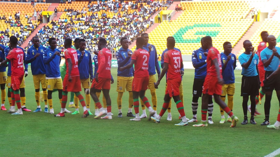 19E JOURNEE LIGUE 1 : CHOC GUÉDIAWAYE FC-AS PIKINE (0-0) AU STADE ABDOULAYE WADE :Record d’affluence et d’ambiance, fair-play et un match nul pour une recette de....