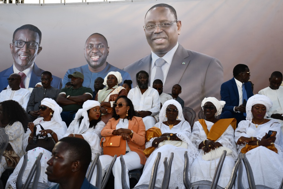 ADHESION AU PROJET POLITIQUE DE MACKY SALL ET DE BENNO BOKK YAKAR: Khadim Dia, le poulain d’Amadou Bâ, fait sa rentrée politique ADHESION AU PROJET POLITIQUE DE MACKY SALL ET DE BENNO BOKK YAKAR: Khadim Dia, le poulain d’Amadou Bâ, fait sa rentrée politique