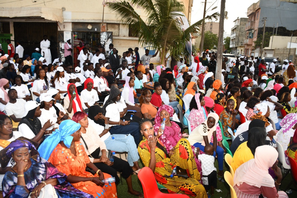 ADHESION AU PROJET POLITIQUE DE MACKY SALL ET DE BENNO BOKK YAKAR: Khadim Dia, le poulain d’Amadou Bâ, fait sa rentrée politique ADHESION AU PROJET POLITIQUE DE MACKY SALL ET DE BENNO BOKK YAKAR: Khadim Dia, le poulain d’Amadou Bâ, fait sa rentrée politique