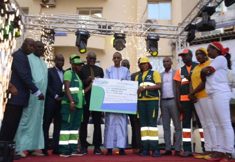  La Société nationale de gestion intégrée des déchets (SONAGED) a élargi la prise en charge médicale à tous ses travailleurs à travers la mise en place d’un système d’assurance santé, a annoncé lundi son directeur général Mass Thiam.