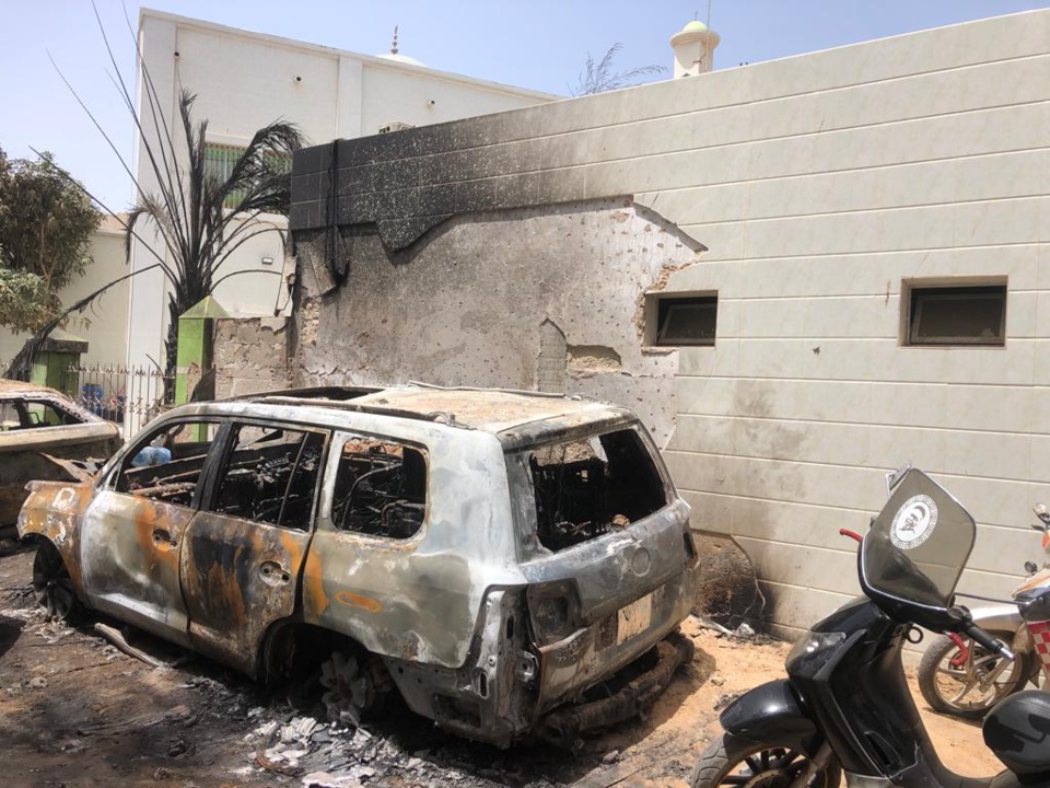 Précisions de l’imam de la mosquée où le corbillard a pris feu Précisions de l’imam de la mosquée où le corbillard a pris feu