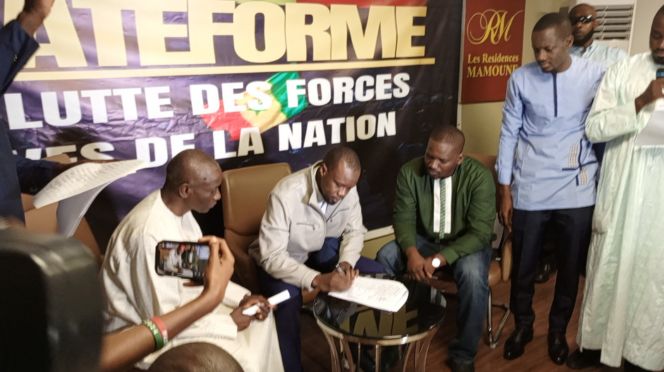 NE POUVANT PAS COHABITER AVEC DES «TAUPES» DE BBY, SIGNATAIRES DE LA PLATEFORME :Doxal Senegaal dénonce et suspend ses activités au sein de F24