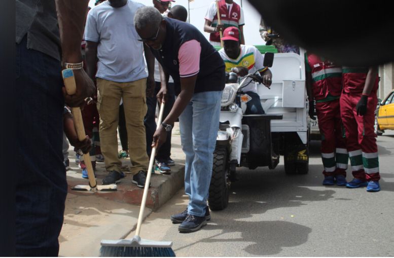 SONAGED a procédé samedi au lancement d’une nouvelle unité de nettoiement dénommée brigade d’intervention rapide max (BIRMAX)