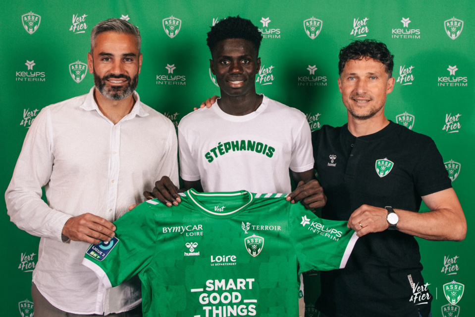SAINT-ETIENNE : Cheikh Fall signe son premier contrat professionnel