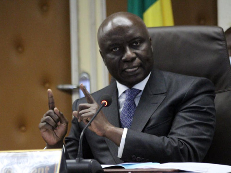 SECRÉTARIAT NATIONAL DE REWMI : Idrissa Seck lance l’opération «gnibisi» pour le retour des dissidents dans le parti, annonce une tournée et la recherche de fonds SECRÉTARIAT NATIONAL DE REWMI : Idrissa Seck lance l’opération «gnibisi» pour le retour des dissidents dans le parti, annonce une tournée et la recherche de fonds