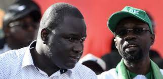 Déthié Fall de tout cœur avec Sonko