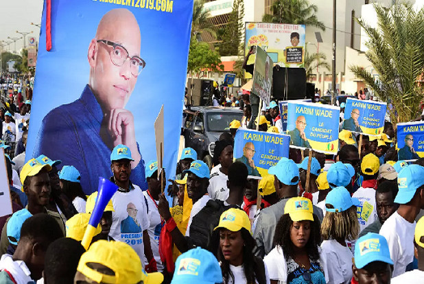 OPERATION DE VENTE DES CARTES ET DE RENOUVELLEMENT DES STRUCTURES DU PARTI : Des libéraux fustigent une ‘’décision insensée’’ et lourde de dangers de Karim Wade à 6 mois de la Présidentielle