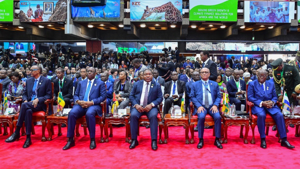 SOMMET SUR LA CRISE CLIMATIQUE AU KENYA : Macky Sall déplore le financement par les pays africains de leurs projets verts par la dette, au lieu des dons