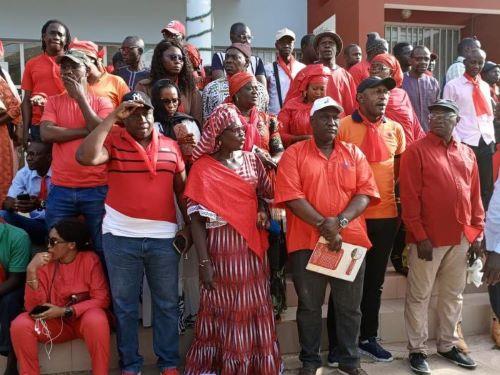 GREVE DES COLLECTIVITES TERRITORIALES DE ZIGUINCHOR :  La mairie de Ziguinchor le conseil départemental paralysés pour 120 heures