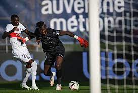 APRÈS SA PRESTATION XXL FACE AU PSG: Mory Diaw acclamé partout en Europe