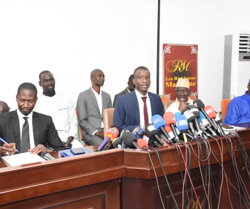 REFUS DE DELIVRANCE DES FICHES ELECTORALES À OUSMANE SONKO : Les leçons du Procureur général qui appuie le leader de Pastef REFUS DE DELIVRANCE DES FICHES ELECTORALES À OUSMANE SONKO : Les leçons du Procureur général qui appuie le leader de Pastef