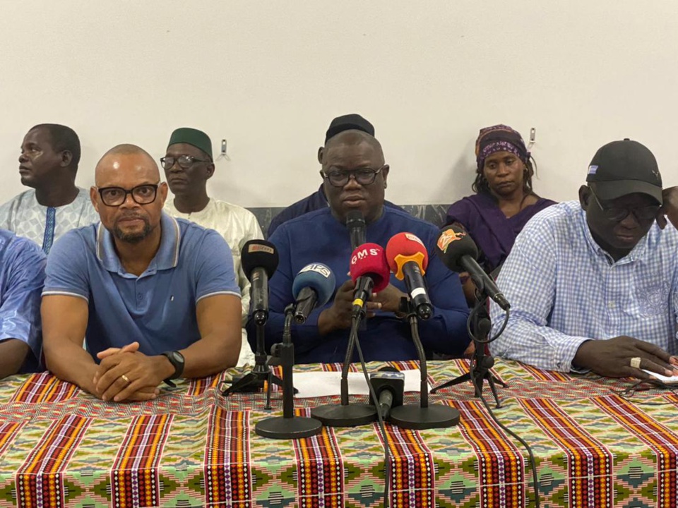 COLLECTE DE PARRAINAGES A ZIGUINCHOR POUR AMADU BA : Abdoulaye Baldé promet plus que les 75.000 parrains fixés pour le candidat de Bby COLLECTE DE PARRAINAGES A ZIGUINCHOR POUR AMADU BA : Abdoulaye Baldé promet plus que les 75.000 parrains fixés pour le candidat de Bby
