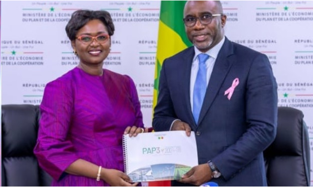 PASSATION DE SERVICE AU MINISTERE DE L’ECONOMIE, DU PLAN ET DE LA COOPERATION : Oulimata Sarr détaille un bilan élogieux