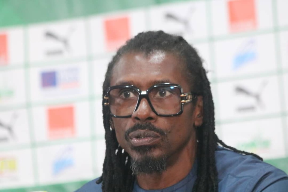 PROGRAMMATION DES MATCHS EN MI-JOURNÉE ET EFFECTIF RÉDUIT : Aliou Cissé tance la Caf pour ces décisions extrêmes pour la Can